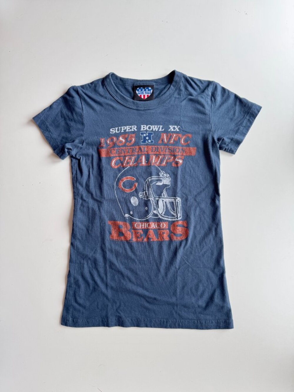 JUNK FOOD Chicago Bears Super Bowl 1985 Short Sleeve Crew Neck T-Shirt, Size L